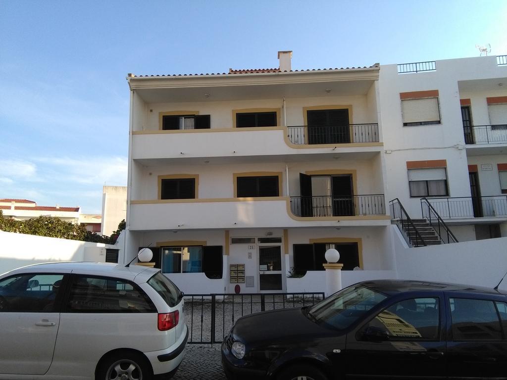 Apartamentos Monica Quarteira Bagian luar foto