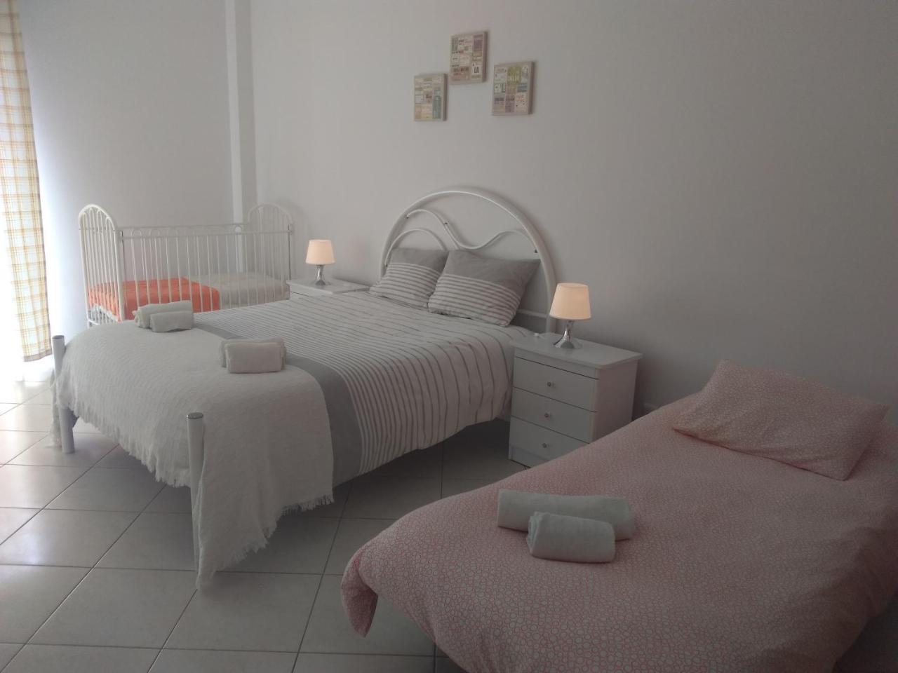 Apartamentos Monica Quarteira Bagian luar foto