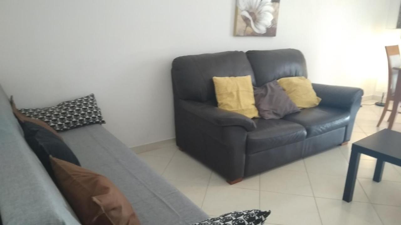 Apartamentos Monica Quarteira Bagian luar foto