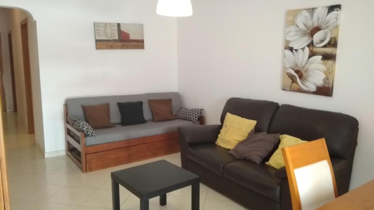 Apartamentos Monica Quarteira Bagian luar foto